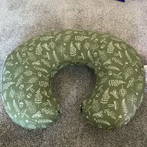EUC Boppy Nursing Pillow